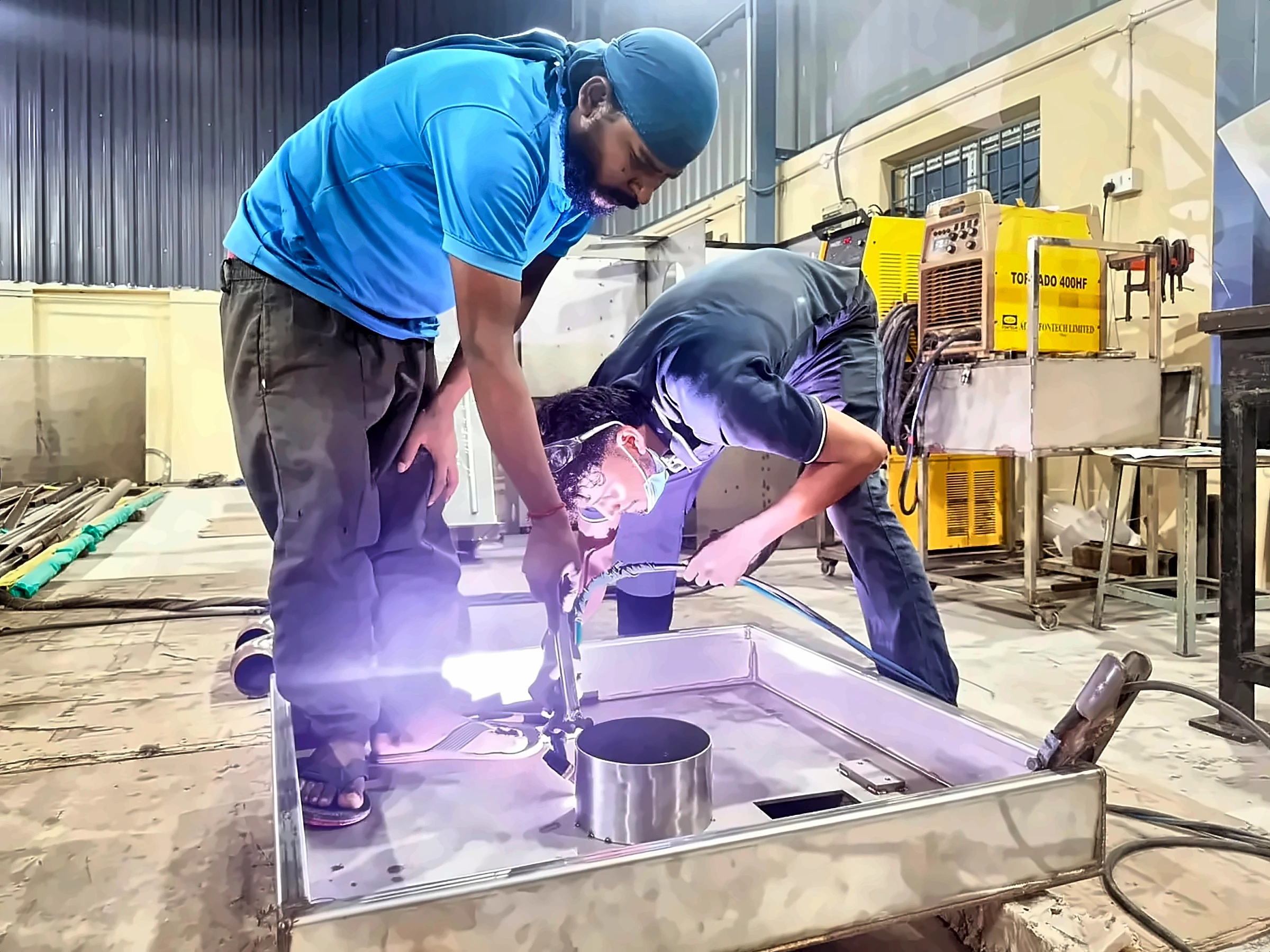 Fabricating a steel tray